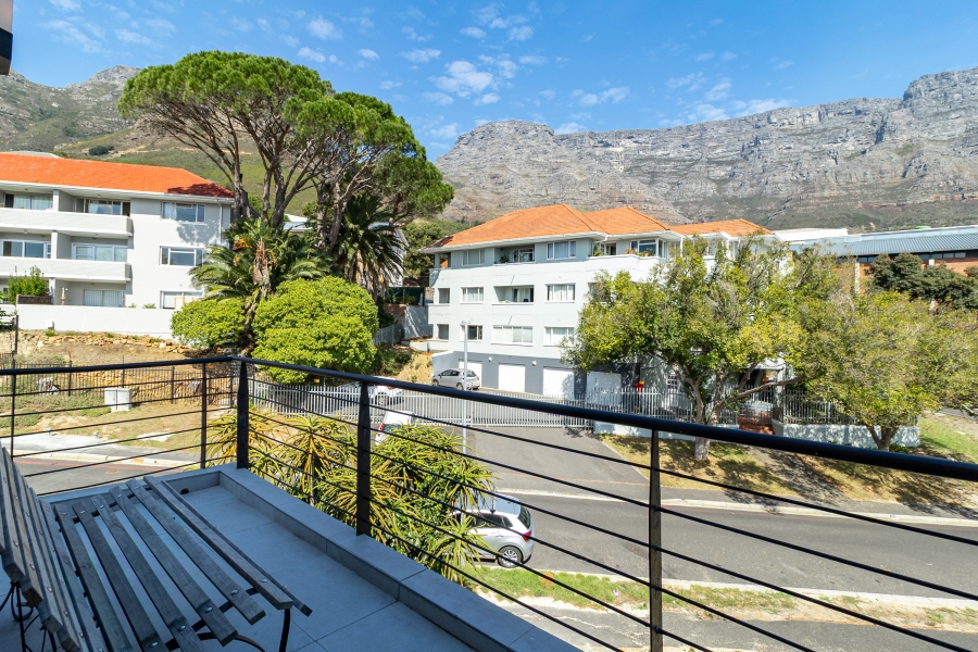 To Let 3 Bedroom Property for Rent in Vredehoek Western Cape